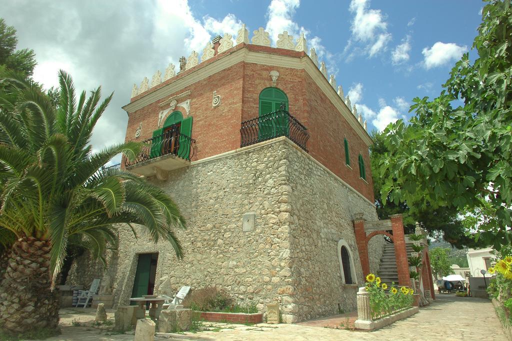 B & B Torre Saracena Mattinata Exteriör bild